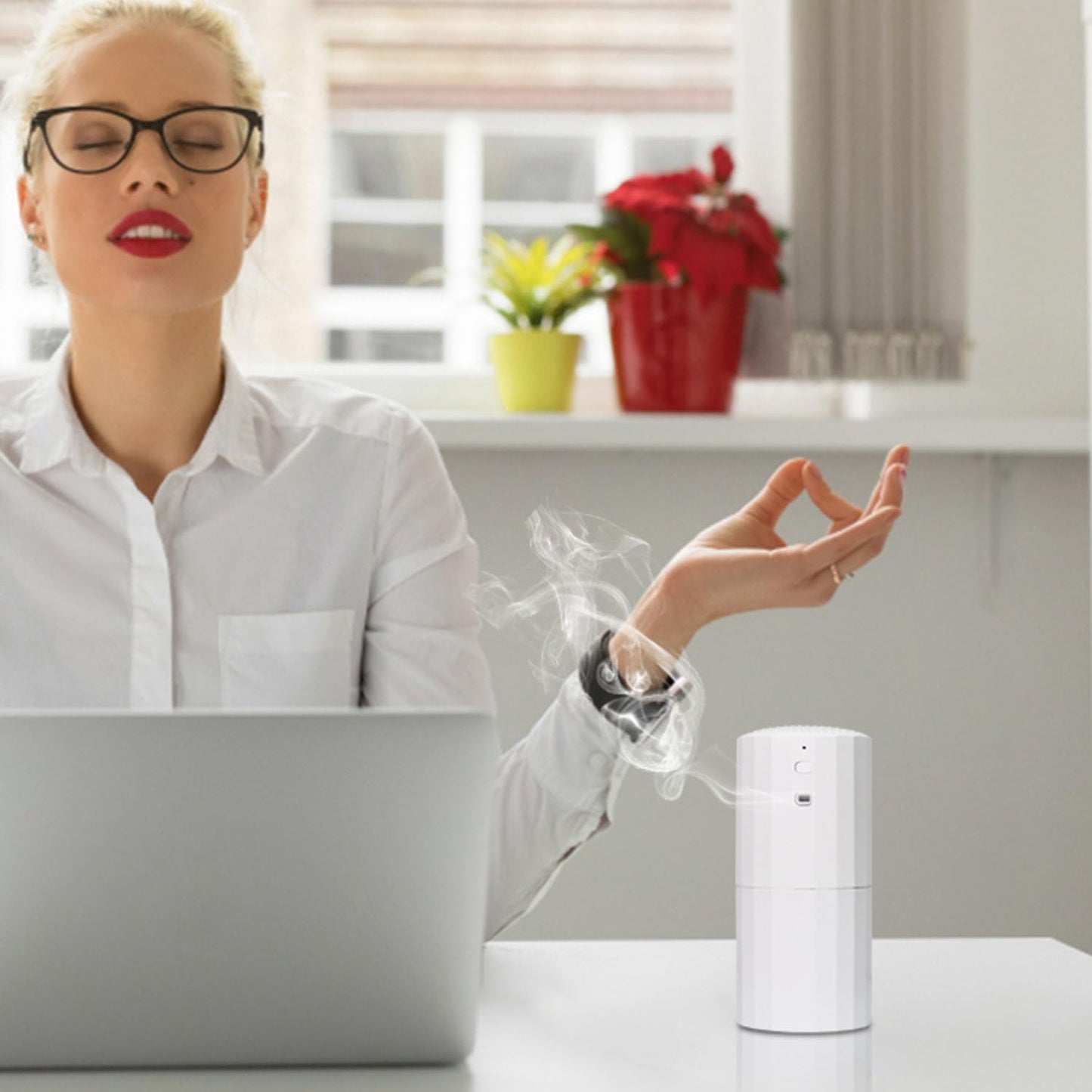 Wall Mounted Scent Air Machine 130ml Smart Waterless Nebulizing Aromatherapy Essential Oil Diffuser Bluetooth WiFi Control for Large Room Spa Office(White)