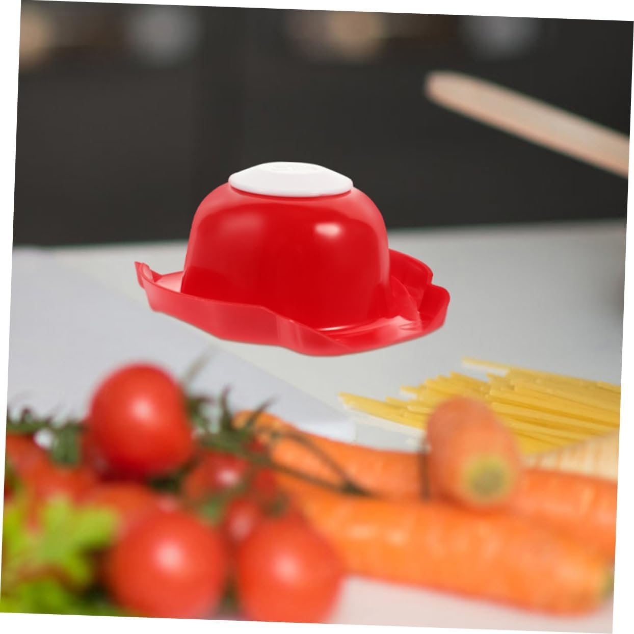 SOLUSTRE Food Slicer Cutter Finger Guard Safety Holder for Grating Onion Easy Clean Kitchen Tool Protects Fingers While Slicing Convenient Food Prep Helper Design