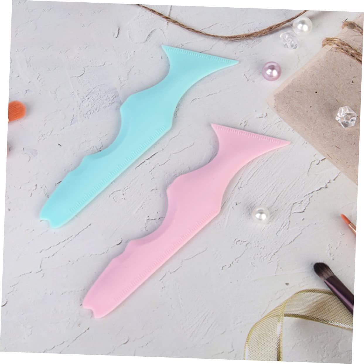 CALLARON 2 Pieces Silicone Tools for Applicator Eyeliner and Mascara Eye Guide Accessories for Stencils and Precision in Makeup