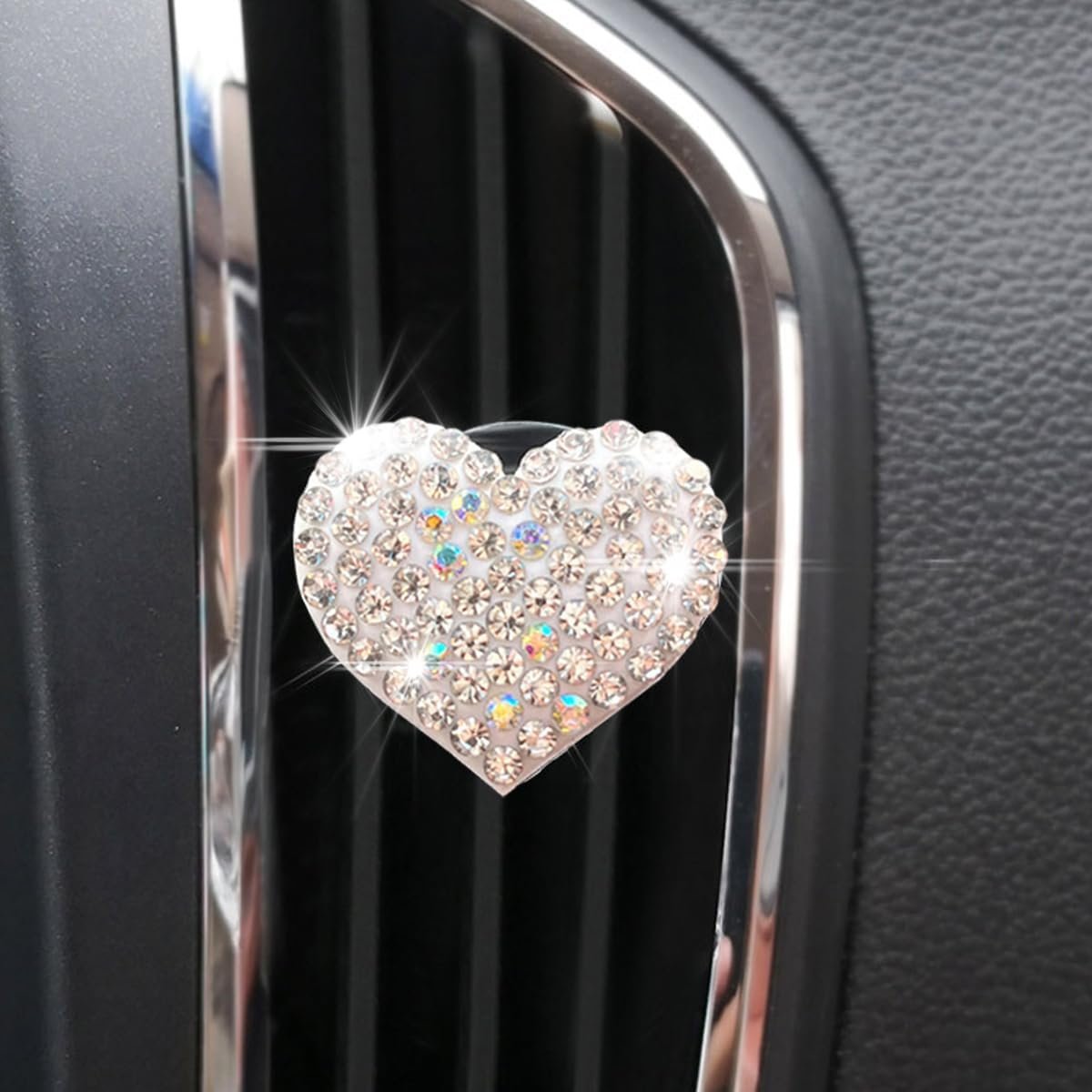 XINLIYA Car Air Vent Clips, 2Pcs Bling Heart Charm Air Conditioning Outlet Clip, Crystal Rhinestone Vent Clip, Sparkly Car Interior Decoration Cute Accessories for Women Girls（White）
