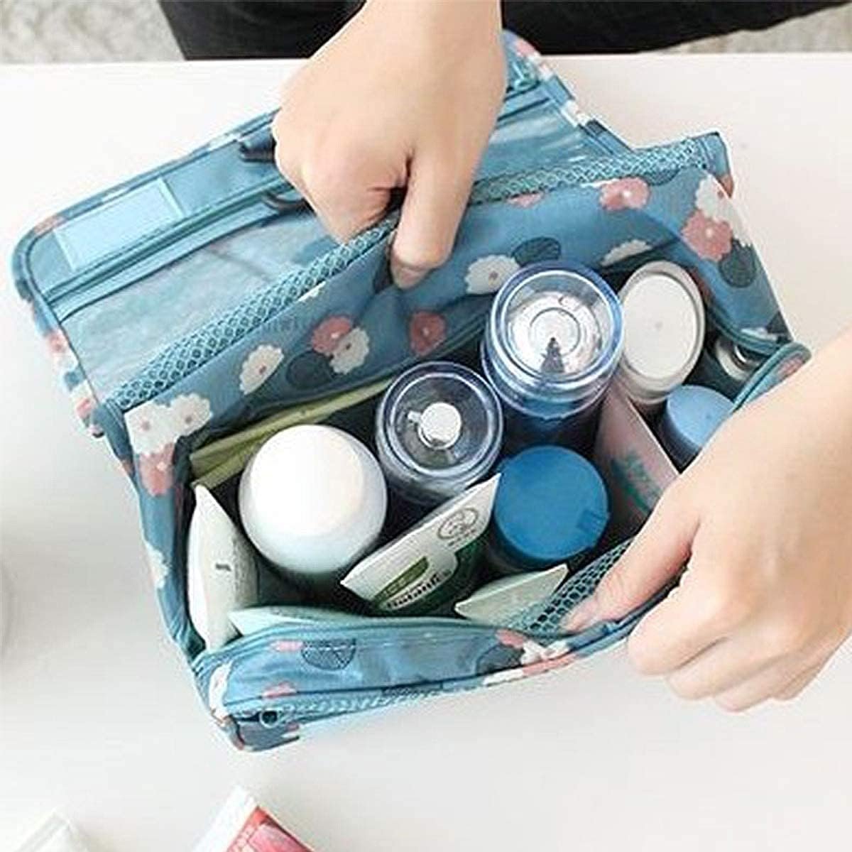Hanging Travel Toiletry Bag, Foldable Cosmetic Organizer, Waterproof Wash Bag With Hook for Skincare, Makeup, Hygiene - Travel Organizer