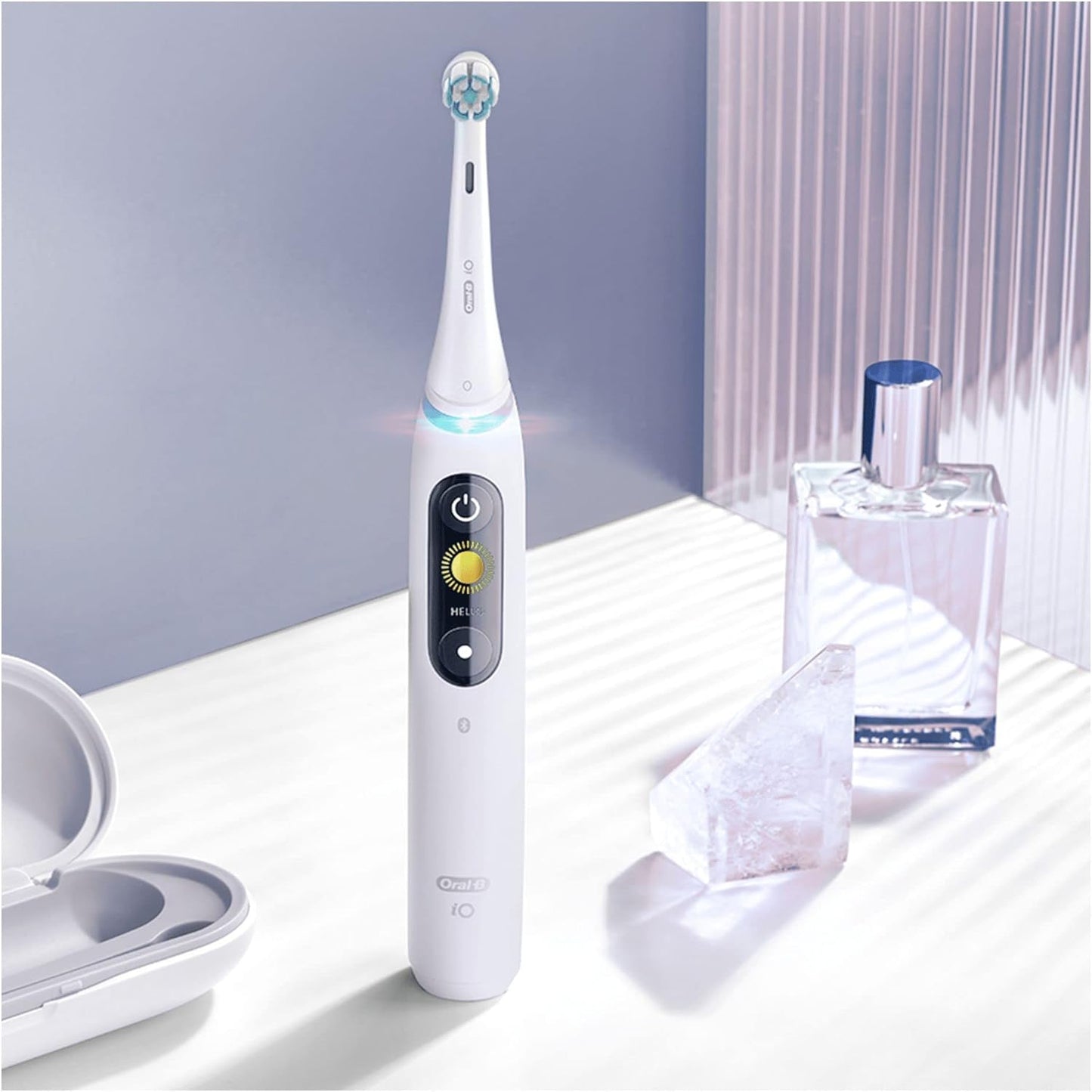 Oral-B iO Gentle Care Electric Toothbrush Heads, Pack of 4 White Replacement Heads, Gentle and Effective Cleaning of Sensitive Gums and Teeth