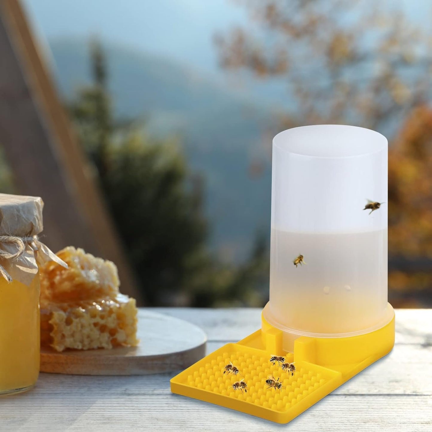 Beehive Drinking Bowl, 2Pcs Bee Feeder Beehive Drinking Bowl Beekeeping Equipment Bee Watering Station Honey Entrance Beekeeper Water Feeder, 2.76 x 5.20 inch
