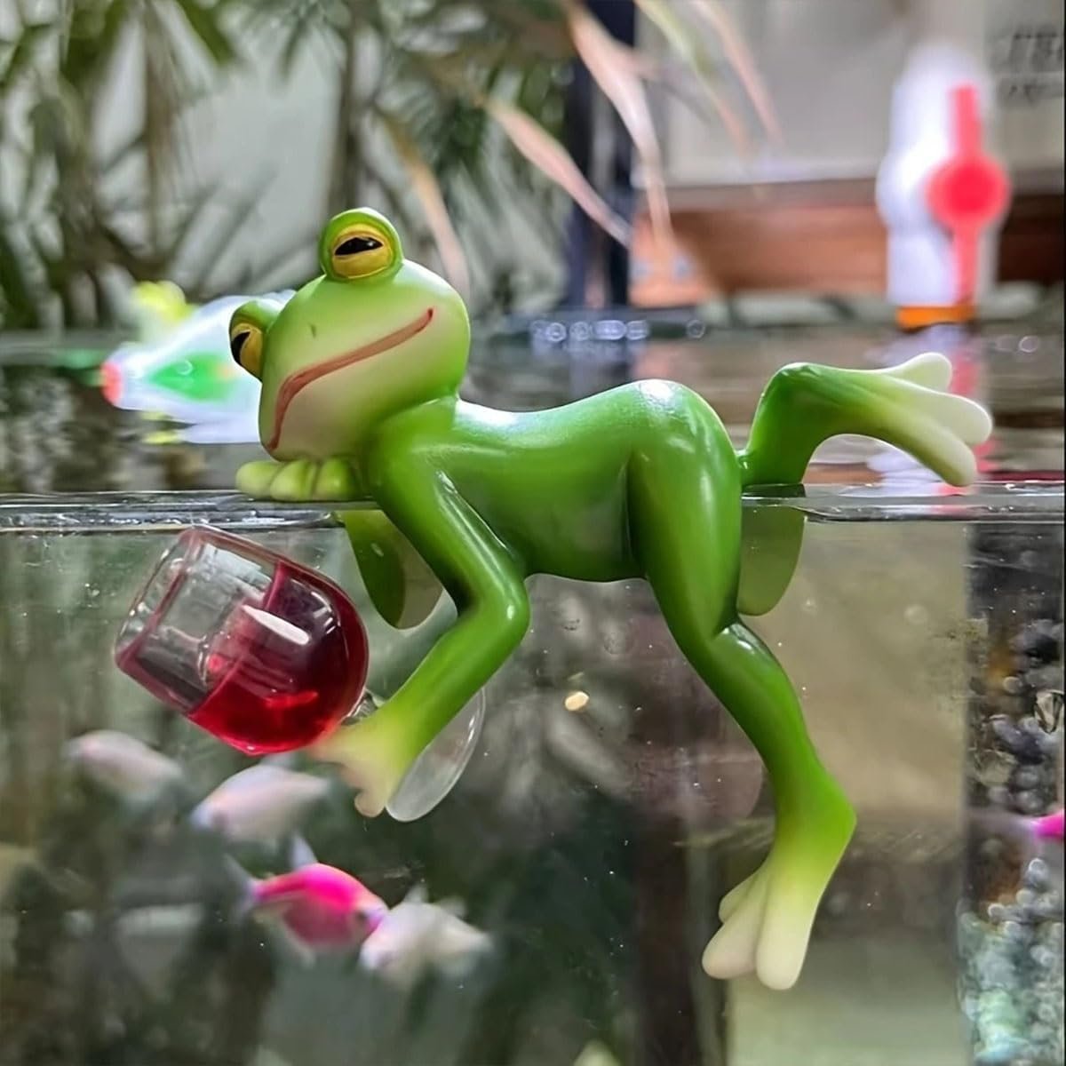 Vianys Tipsy Frog, Sherum Funny Drinking Frog Statue Hugger, Pubyfun Cute Art Frog Hanger, Resin Flower Pot Hanging Ornament Garden Decor for Outdoor Planters, Balcony, Fence, Patio & Yard(B)