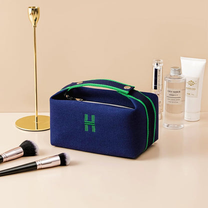 Travel Makeup Bag, Waterproof Canvas Cosmetic Bag Make Up Organizer Case for Women, Large Toiletry Bag Skincare Pouch for Toiletries Accessories Brushes