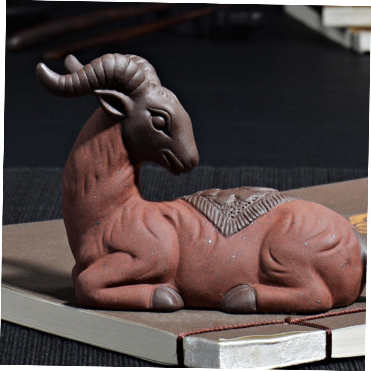 LIGIGWASH 1 Pz Ornamenti Decorativi di Agnello Gadget casa oggettistica casa Decorazioni per la casa Animali Ornamento Artigianale Viola Arredamento Unico in Argilla Viola Zisha Ceramica