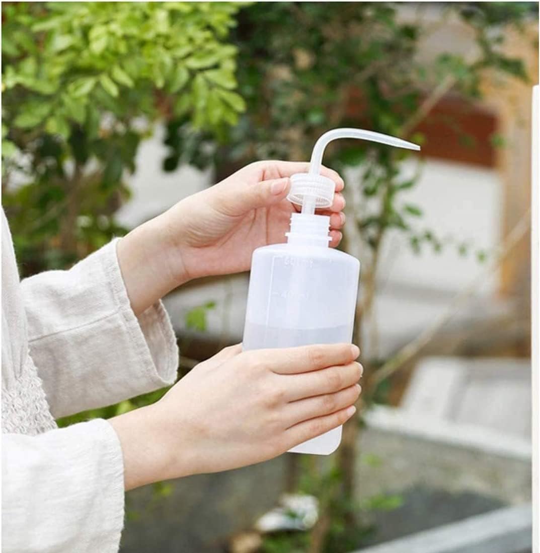 Watering Bottle,1PC Plant Flower Watering Can,Plastic Clear White Bent Tip Squeeze Bottle,Succulent Watering Cans Plastic Squeeze Bottle,Plant Flower Succulent Watering Bottles for Garden,500ml