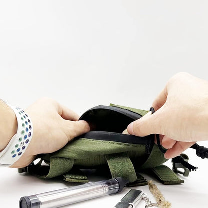 Fire Starter Survival Tool, Magnesium Ferro Rods Fire Starter Kit, Waterproof Emergency Equipment, Fire Bellowing Tool, 4 Piece Wick Hemp Cord, Survival Whistle, Multifunctional Bag (8 Pcs Tinder Quickfire Kits)