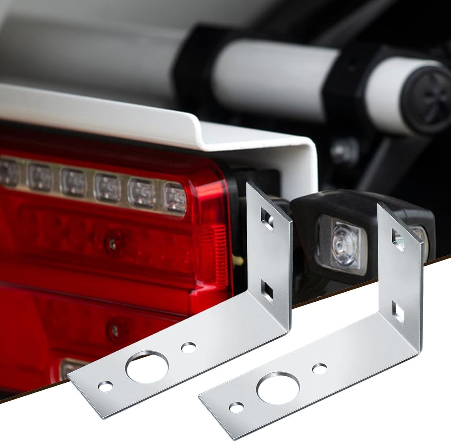 Generico Trailer Light Bracket, Tail Lights Mounting Brackets, 4.49x2.99x1.5 Inches L Shape Metal Lamp Rack, Rust-Resistant Steel, Easy Bolt-On Installation for Truck, Marine and Trailer