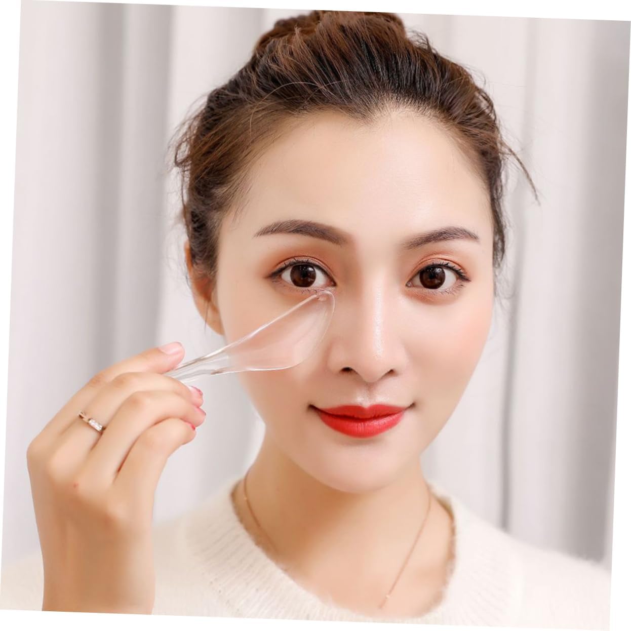 Ipetboom 2Pcs Crystal Scraping Massage Stick for Facial Tension Relief Smooth Fine Lines Reduce Dark Circles Traditional Massaging Board for Healthy Glow Natural Aging