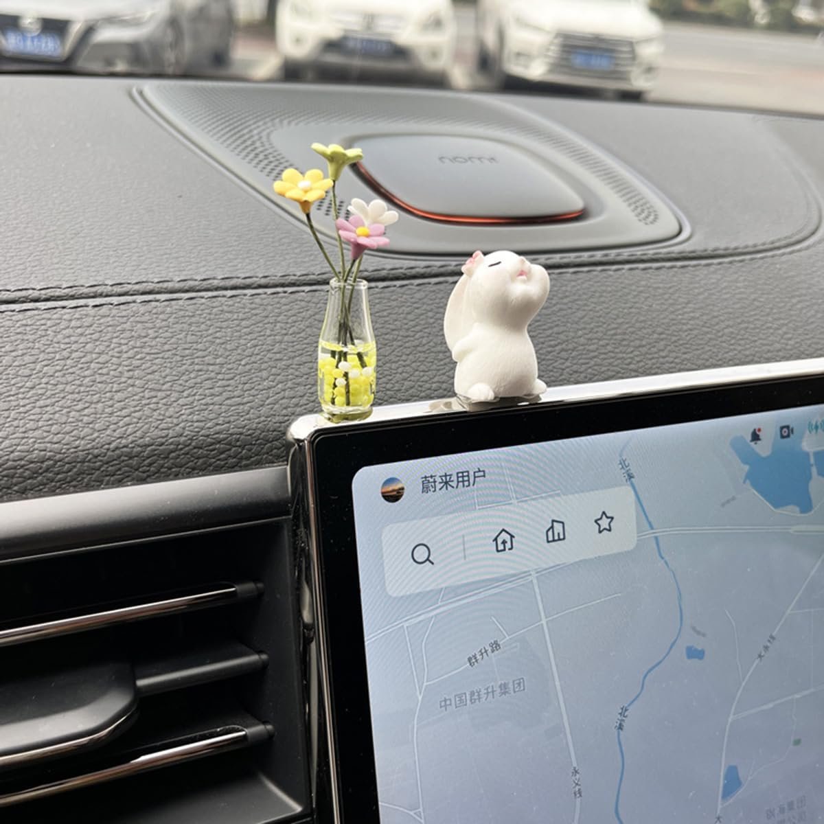 Generic Set of 2 Cute Mini Bunny and Daisy Flower Vase Car Rearview Mirror Ornaments Funny Dashboard Decorations Kawaii Car Interior Accessories for Women Gifts