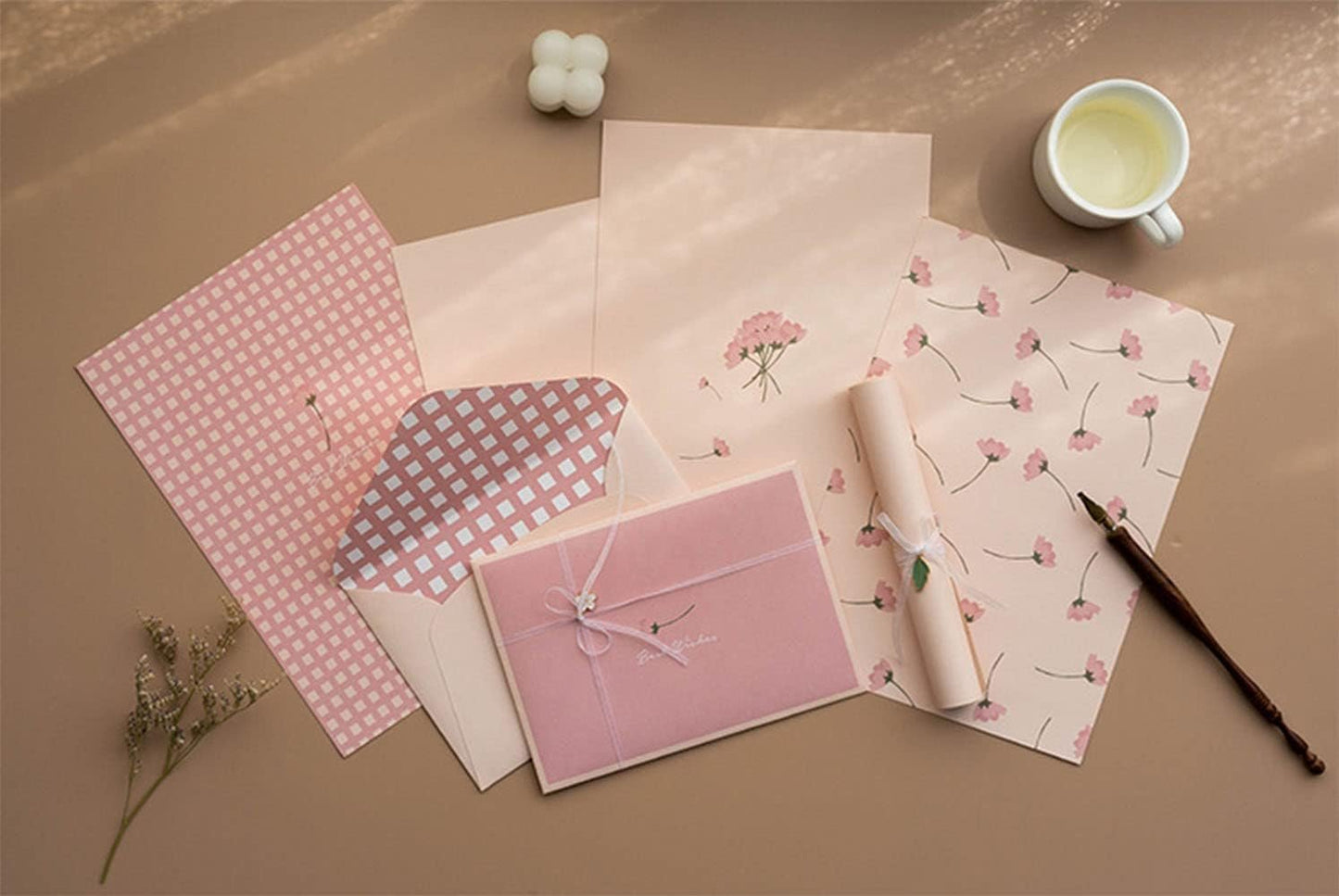72 Pcs Stationary Writing Paper and Envelopes Set, 24 Sheet Floral Letter Paper 12 Pcs Matching Envelopes Cute Lovely Stationery Lined Writing Paper for Girls Boys Office School Supplies 6 Styles
