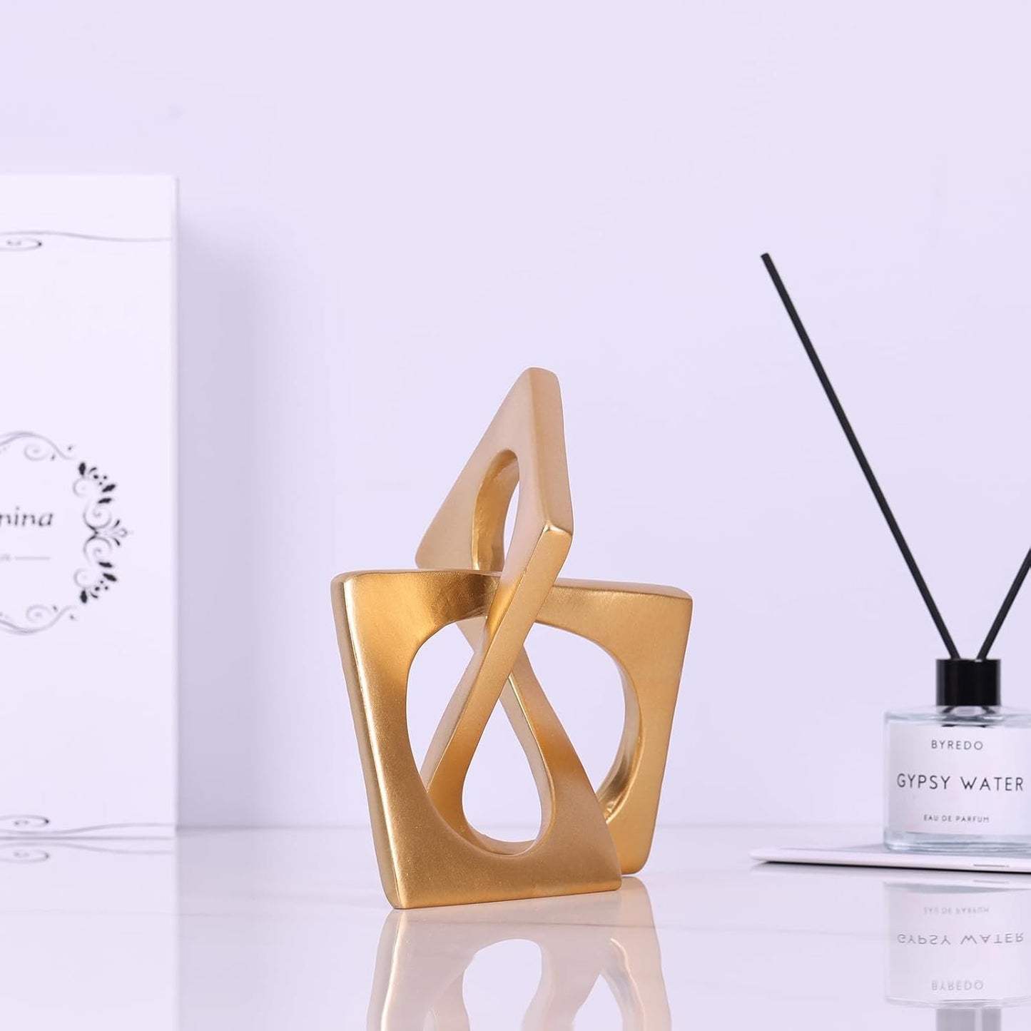 Modern Geometric Sculpture Gold Knot Statue Decor, Home Gold Bookcase Centerpiece Jax Decorative, Geometric Tabletop Sculpture and Figurines, for Golden Home Decor Accent, Cube Decorative Ornaments