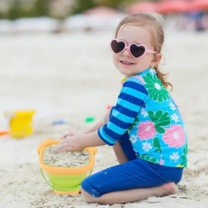 Fbinys Beach Sand Toy, Children's Sand Shovel with Foldable Bucket, Outdoor Interactive Play Set, Digging, Stacking, And Shaping Castles for Kids Aged 3-10 Years Old