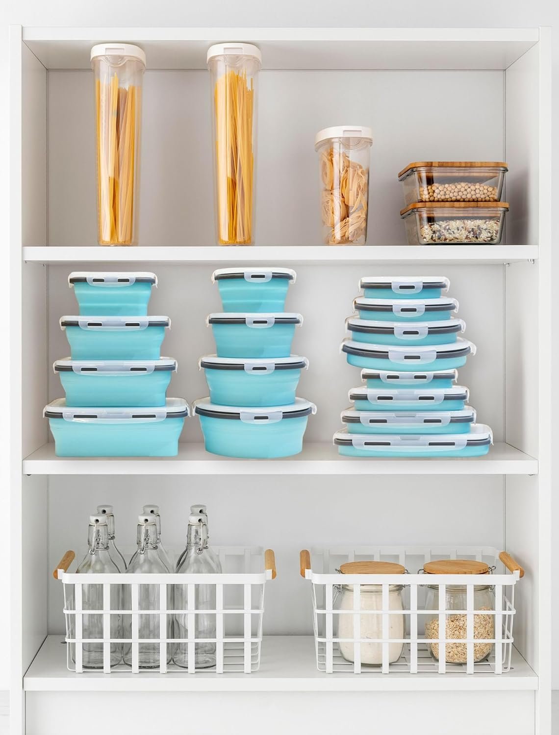 Lunememo 8 Pack Collapsible Silicone Food Storage Containers with Lids, Freezer & Dishwasher Safe, Foldable Lunch Box for Camper, Leftovers, Meals, Blue