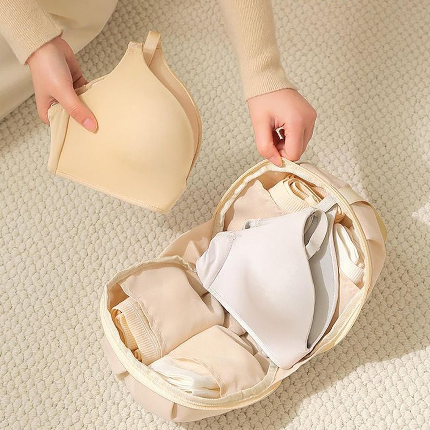Portable Underwear Organizer Travel Bag, Large Capacity Underwear Packing Bag and Bra Storage Case, Home Container Solution for Panties, Bras, and Socks, Closet Organization