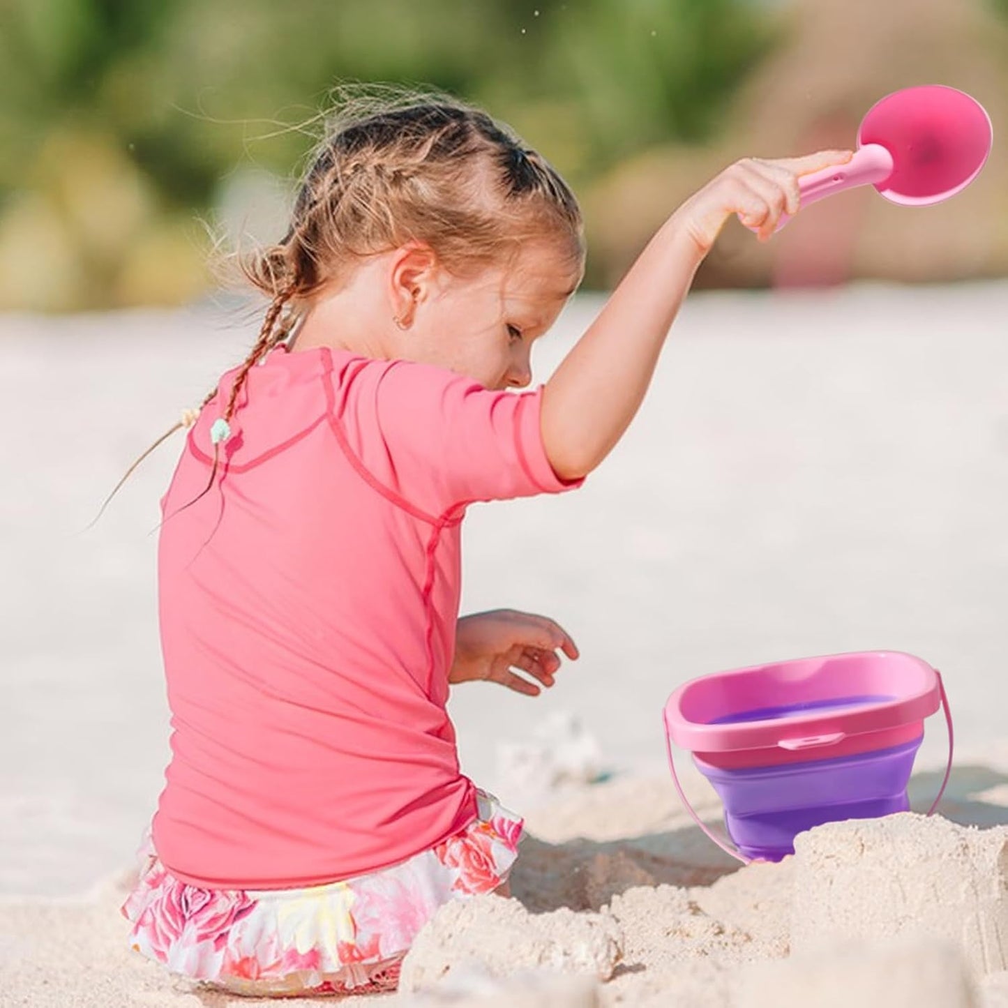 Nuyhgtr Beach Toys Kids, Travel Sand Toys with Foldable Bucket Mesh Bag, Includes Molds, Rake, Shovel, Summer Game to Boys, Girls, Compact Outdoor Play Set for Vacation And Sandbox Fun