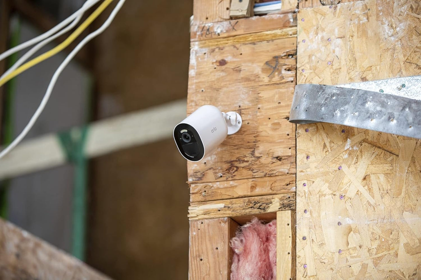 Arlo Go 2 LTE or Wi-Fi Spotlight Camera, Cellular Security Camera, No Wi-Fi Needed, Requires SIM Card and Service Plan Not Included, Outdoor Camera, Night Vision - VML2030â€‹
