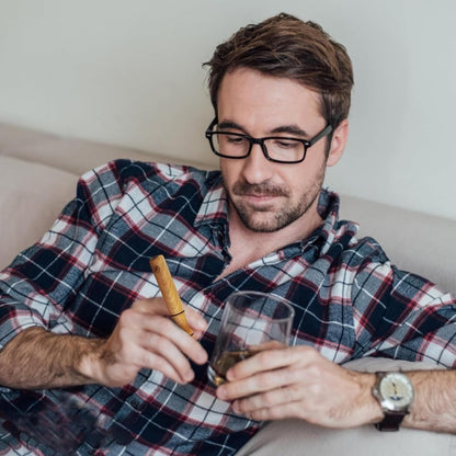 SVELNIO Aromatherapy Essential Oil Inhaler, Smoking Quit Inhaler Stick, Personal Wooden Essential Oil Diffuser with 3 Packs of Empty Cotton Wicks