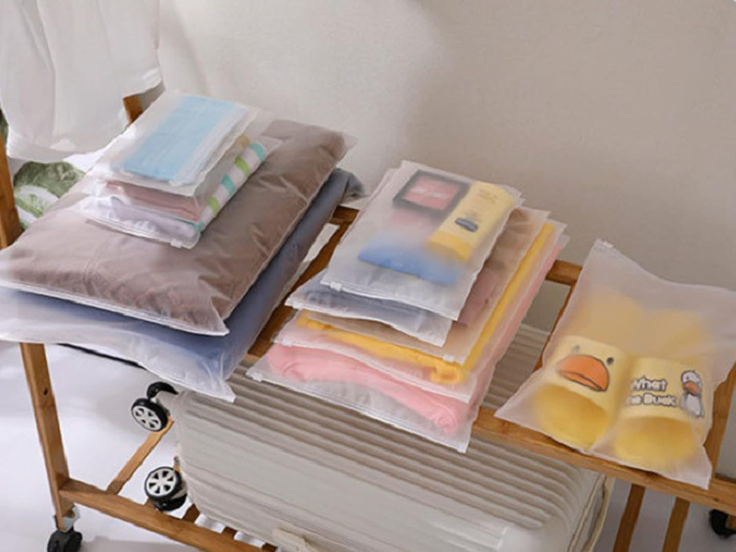 30 Pcs Travel Storage Bags For Clothes,Reusable Plastic Ziplock Bags For Hospital Bag,Frosted Waterproof Multifunctional Luggage Storage Pouch for Clothes, Shoes, Cosmetics (5 Size)