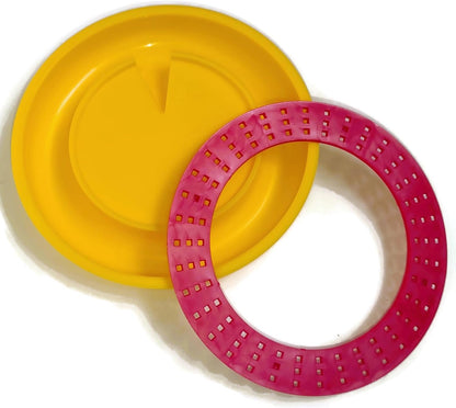 ZAVHOZ Bees Feeding Bowl Bee Feeder Hive Water Drinker Sugar Syrup Drinking Dispenser Tool Plastic Mesh Dish Beehive Watering Station Apiary Accessory Beekeeping Honey Production (Yellow)