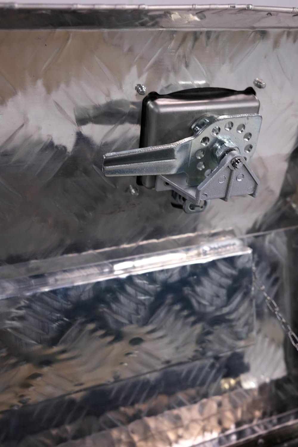 Inspirer Studio Aluminum Heavy Duty Pick Up ATV Trailer Tool Box with Lock (44''x15''x15'' Silver)