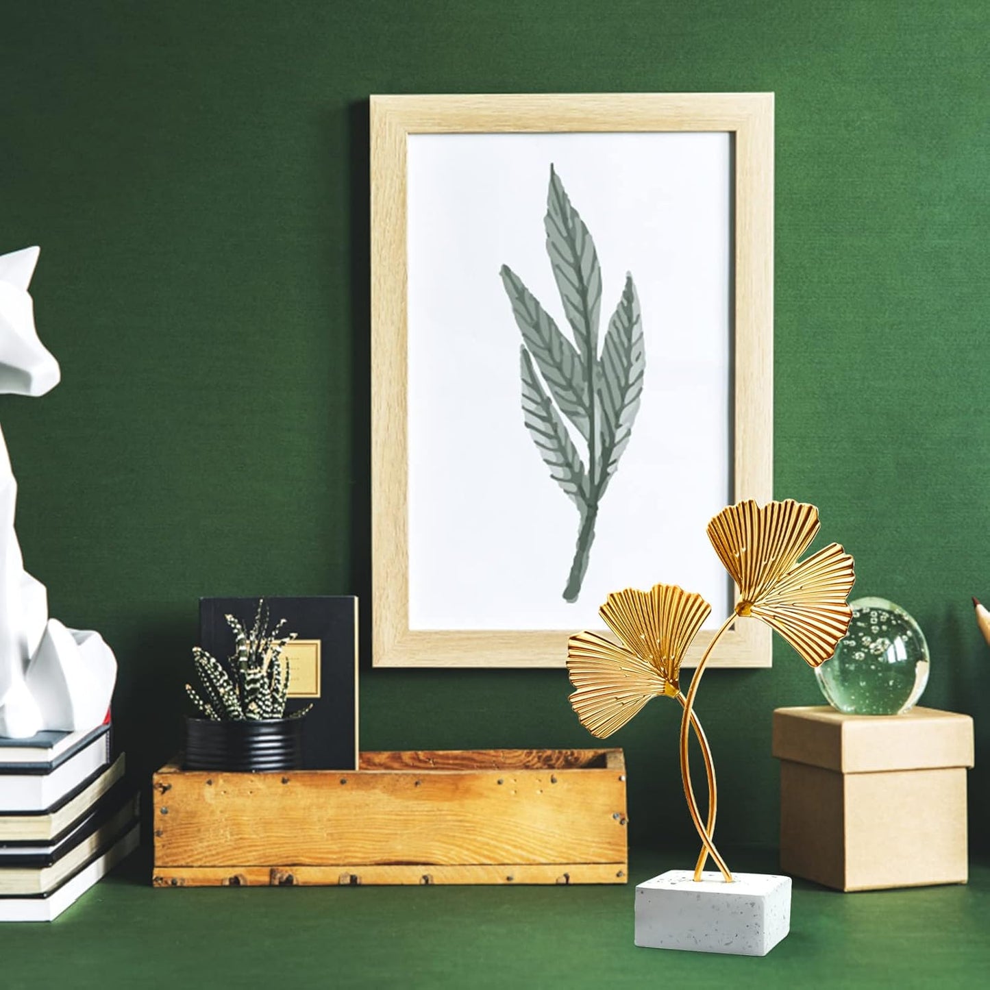 Metal Ginkgo Leaf Ornaments, Gold Leaf Desktop Decoration Sculpture, Creative Home Décor Accents Statue for Office, Bedroom, Bookshelf