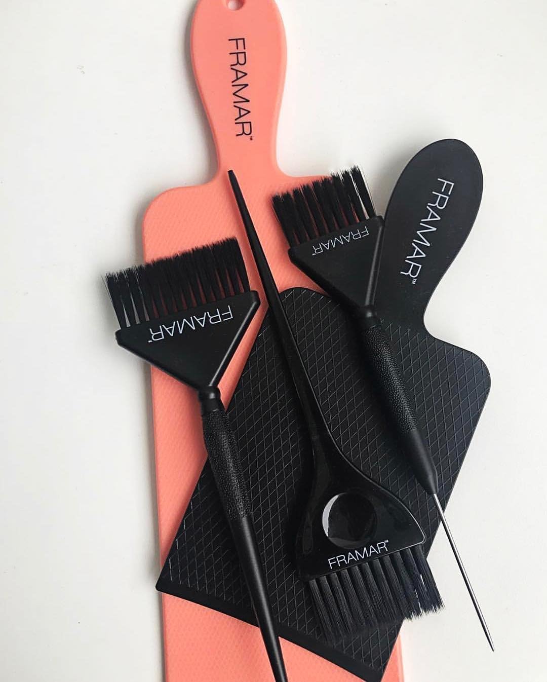 FRAMAR Hair Colour Balayage Board Highlight Dye Shovel Hair Dye Kit Hair Bleaching Kit Hairdressing Color Palette Kit - Pack of 2
