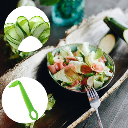 3pcs Manual Spiral Screw Slicer Peeler, Plastic Portable Vegetable Spiral Knives Blade Cutter Hand Tool Kitchen Accessories Gadget for Creative Pattern of Cucumber Potato Carrot Fruit (Green)