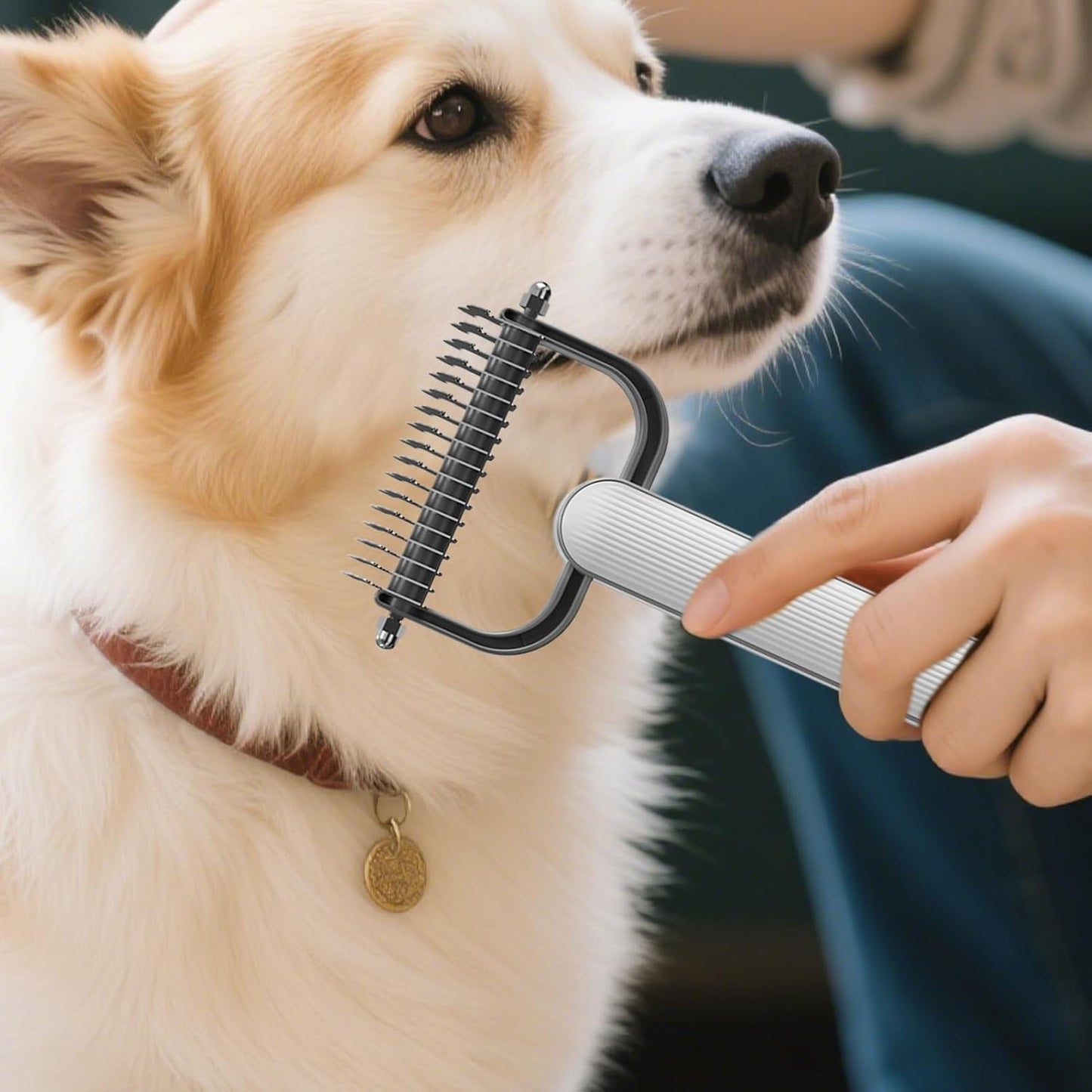 Dematting Comb, Shedding Brush, Grooming Tool, Double-Sided Teeth Design, Comfortable Ergonomic Handle, Pet Hair Detanglers for Dogs and Cats, 6.89x3.86x0.98 Inches