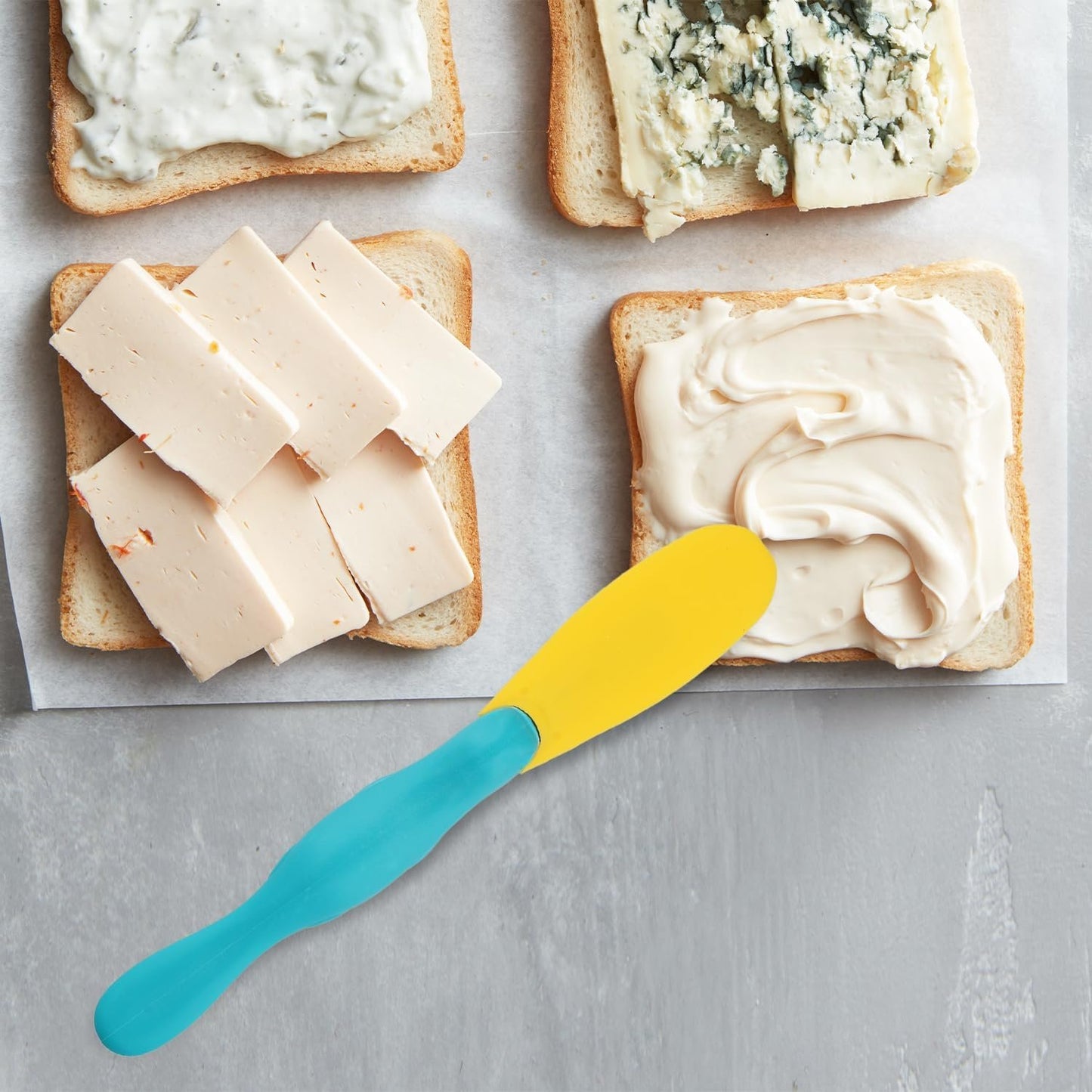 3pcs Platypus Jar Spatula, Cute Silicone Jam Scraper Multi-Purpose Peanut Butter Spoon with Long Handle Funny Kitchen Gadgets Spreading Tool for Cream Sauce Cheese Toast Food