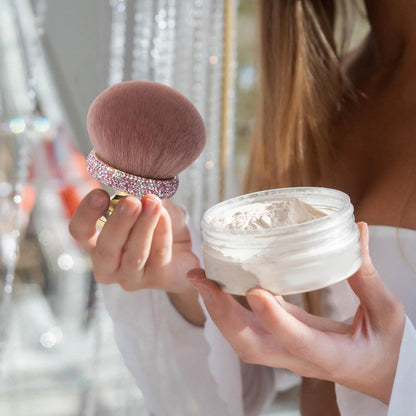 Mushroom Makeup Brush, Women Girls Loose Powder Blush Brush, 3.78 Inch Adorable Compact Smooth Concealer Applicator, Travel Accessories for Mom and Daughter