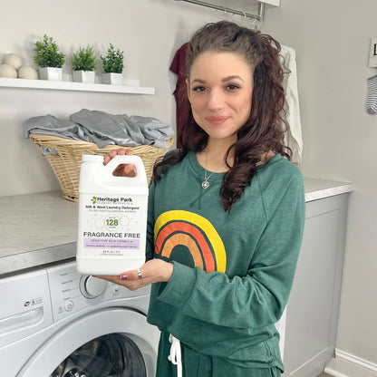 Heritage Park Silk & Wool Laundry Detergent Fragrance Free Hypoallergenic pH Neutral Dermatologically Tested Gentle on Sensitive Skin Enzyme Free Concentrate up to 128 Loads