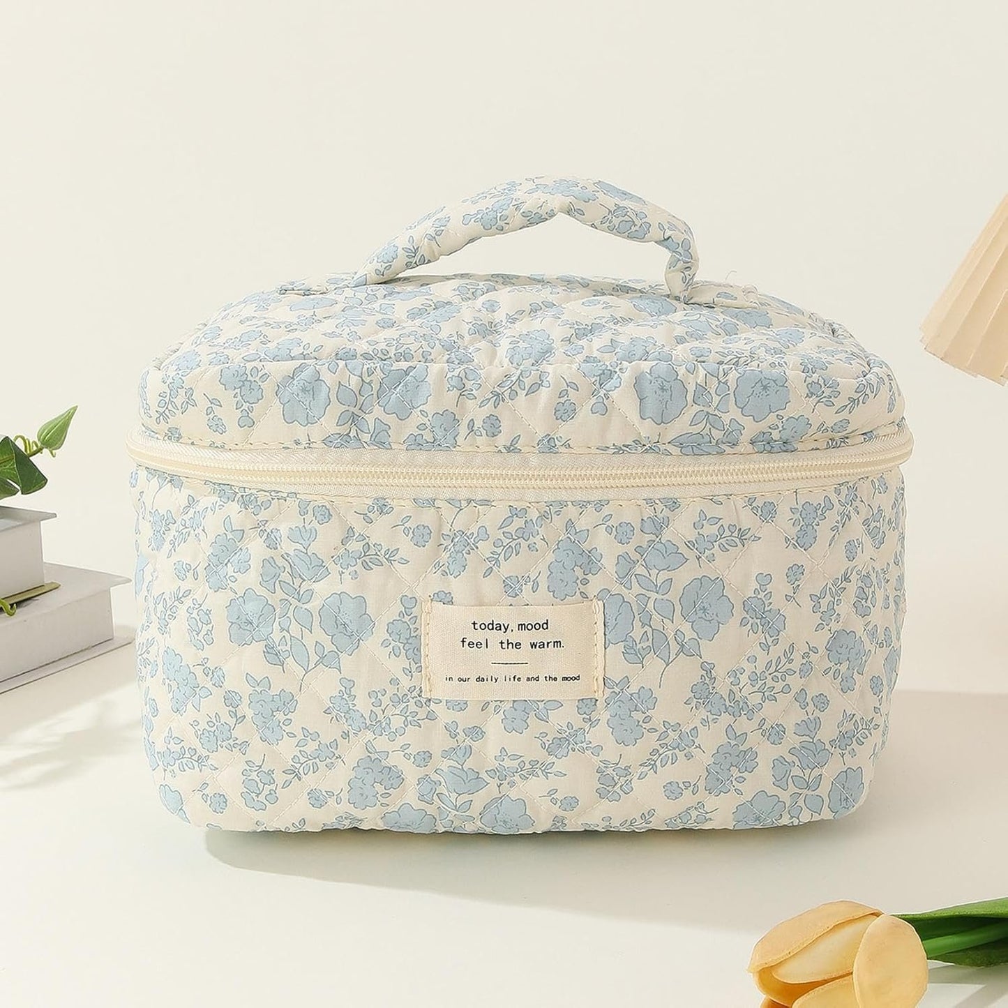 Travel Toiletry Bag - Hygiene Bag, Travel Toiletry Bag Organiser, 2 Piece Large Capacity Cosmetic Bag with Zipper, Portable Care Bag for Holiday, Toiletry Bag in Travel Bag, Orchid On White