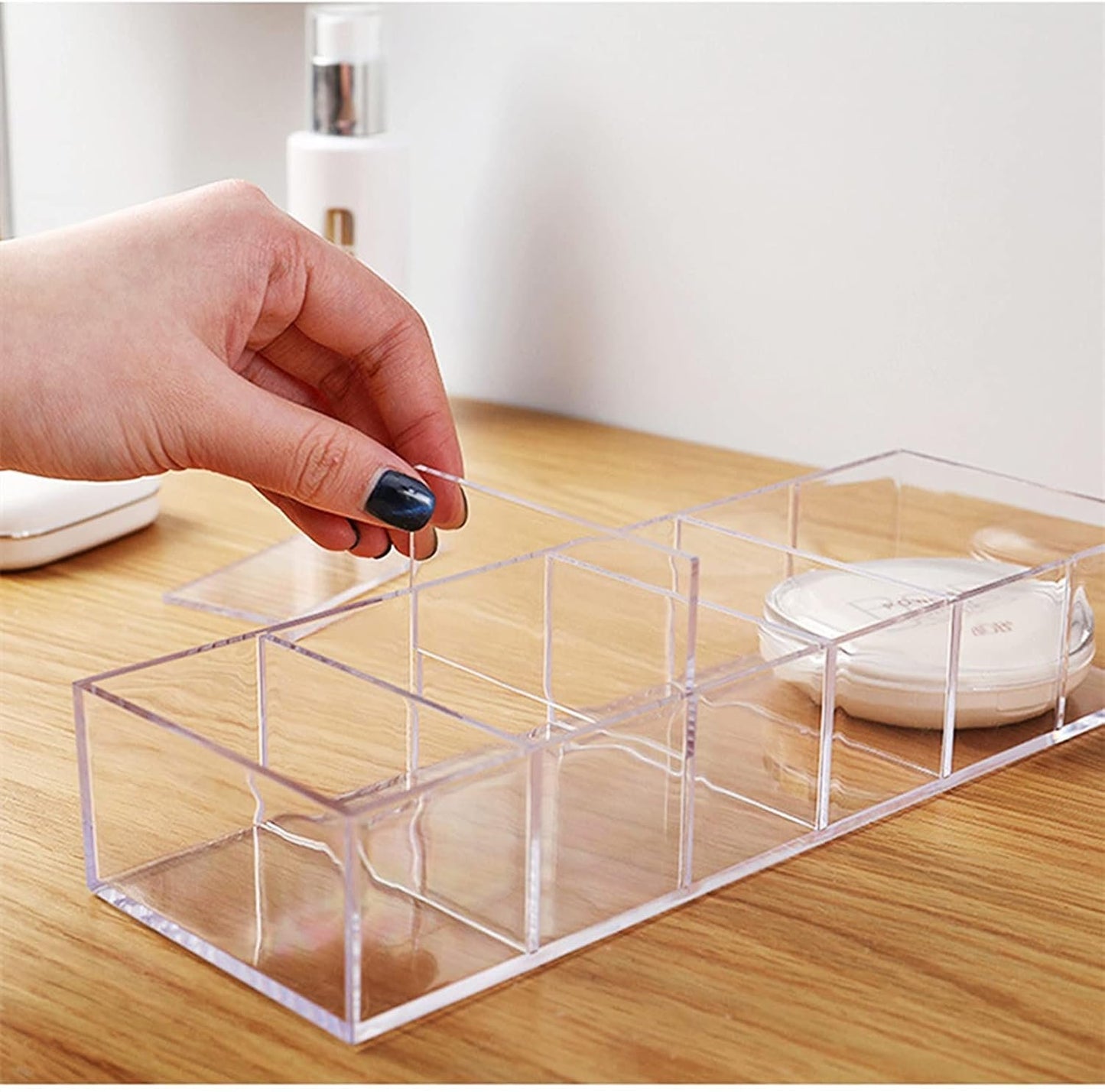 SINGOMON 2PCS Small Acrylic 6-Compartment Jewelry Accessories Storage Organizer Trays Clear Makeup Organizer Holders for Eyeshadow Blushes Lipsticks Liner Nail Polishes Brush Bathroom