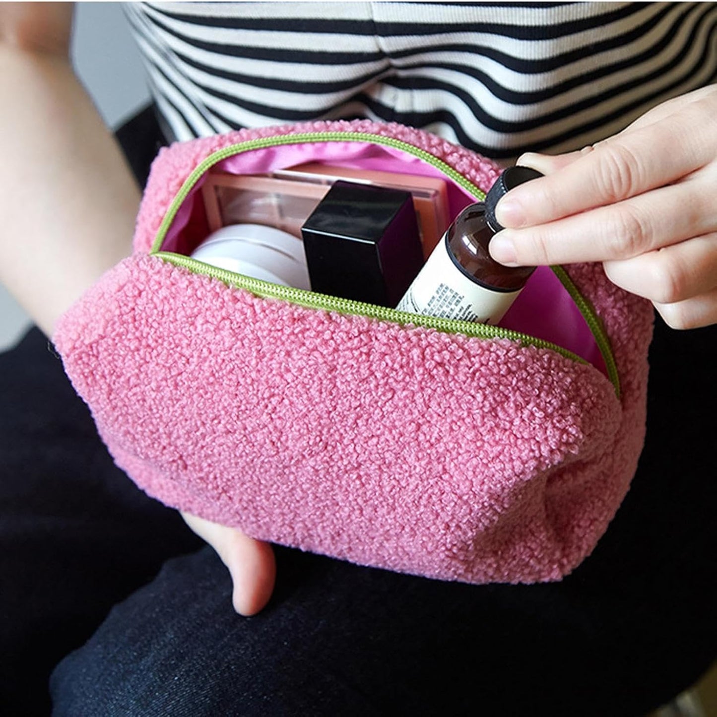Soft Makeup Bag, Travel Toiletry Pouch, Large Capacity Cosmetic Case, Protective Beauty Organizer, Portable Storage Holder, For, Brushes, Accessories, Daily Use, Travel, pink, Please refer to