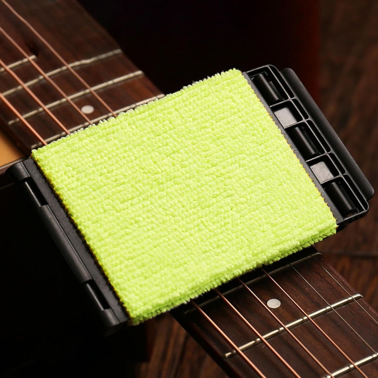 Fingerboard Scrubber, Wiper Cloth, Compact Bass String Cleaning Tool, All-Around Scrub Pad with Handle, Music Accessory for Adults Beginners Professionals