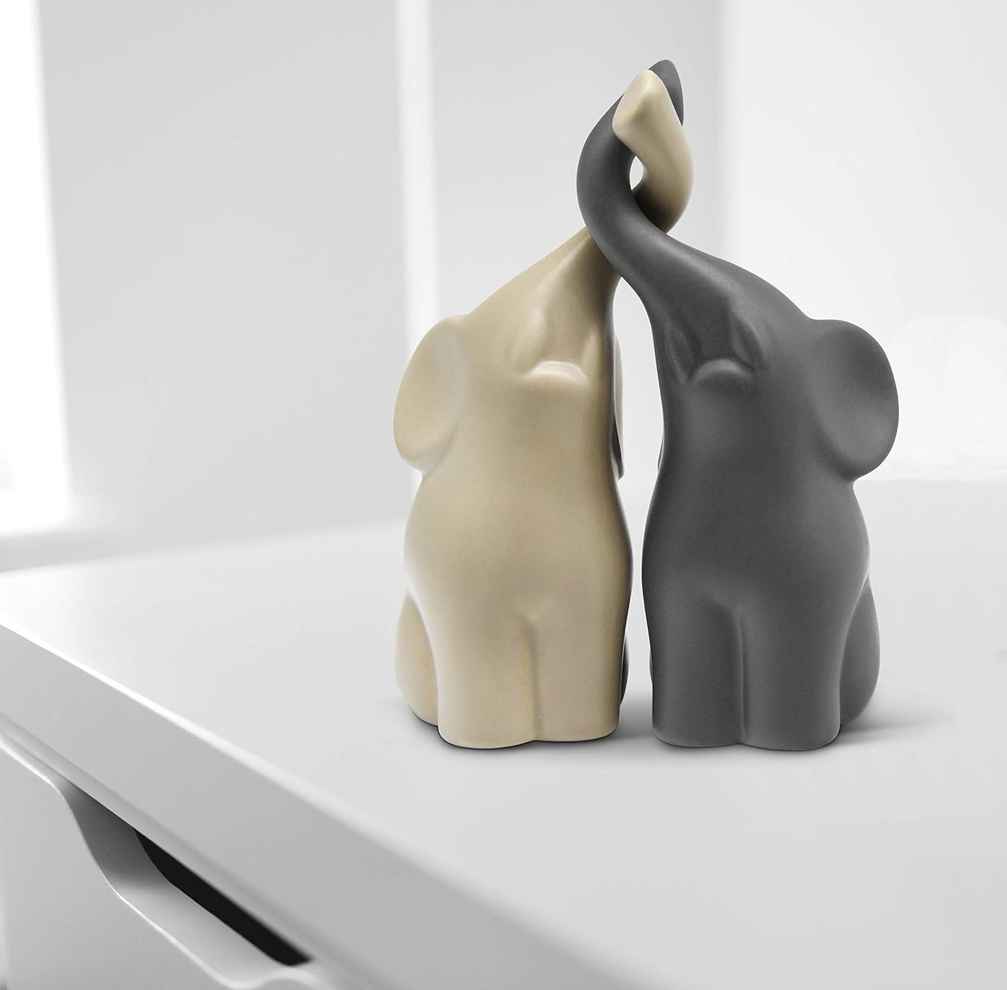 Harmonious Pair of Ceramic Elephants in Beige and Grey - Modern Sculpture - Pair of Two Individual Elephants - Decorative Figurine Height 16 cm - Elephant as a Perfect Gift Idea