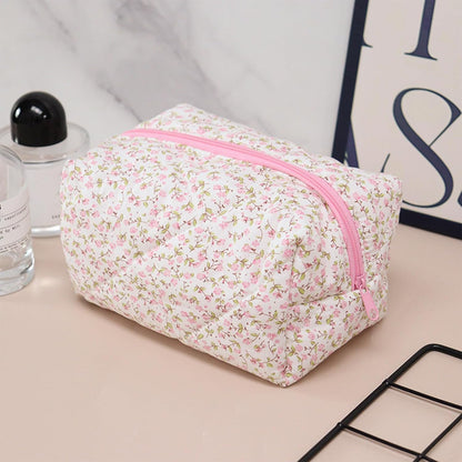 MHDUYEG Travel Cosmetic Bag, Floral Makeup Bag, Large Capacity Floral Cosmetic Bag for Women, Quilted Travel Makeup Bag, Floral Make Up Bag for Beauty Accessories (Pink), pink