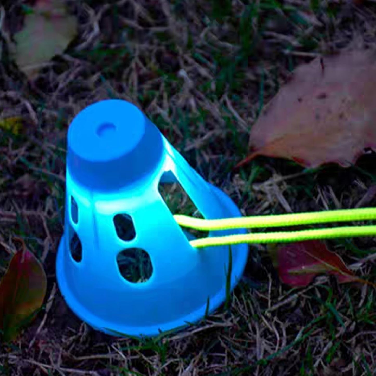 Lighted Tent Stake Covers – Waterproof Anti-Fall Peg Warning Caps for Outdoor Events, Yard Safety Markers, Sports Training Gear, Camping Equipment, Hiking Tools, Nighttime Visibility Enhancers