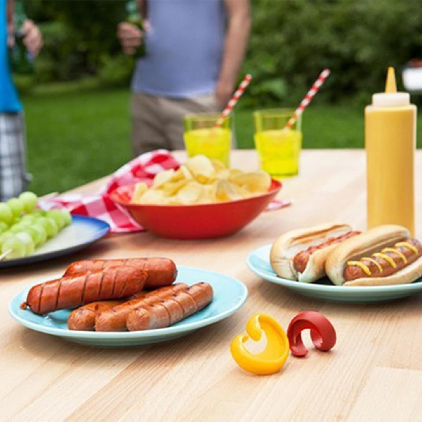 Hot Dog Cutters â€“ Manual spiiral Cutter for Sausages and Bananas | Versatile Hot Dog Slicer for Barbecue and Kitchen Use, Handy Food Prep Tool for Picnics, Parties, and Everyday Cooking
