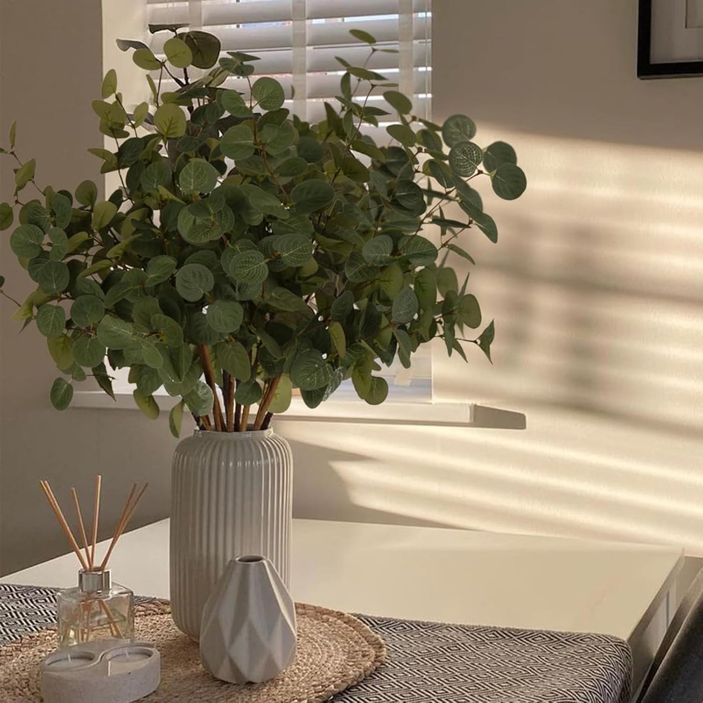 Eucalyptus Leaves, 5 Pieces Artificial Plants, 60cm Artificial Eucalyptus Leaves for Home Decoration, Real Touch Fake Plants, Suitable for Wedding, Office, Dining Table (Green)