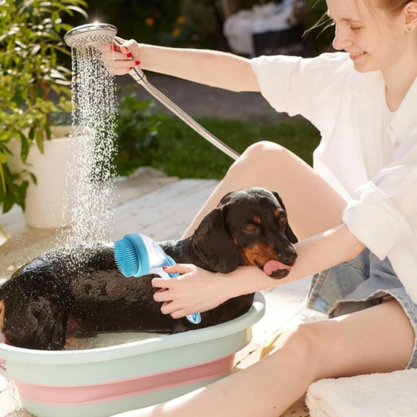 Dog Bath Brush, Pet Toilet Massaggio, Portatile Silicone Bristles, Ergonomic Handle Scrubber, Massaggio profondo di pulizia, per interni, Outdoor Bathing, Shower, Spa, Gatti, Kittens