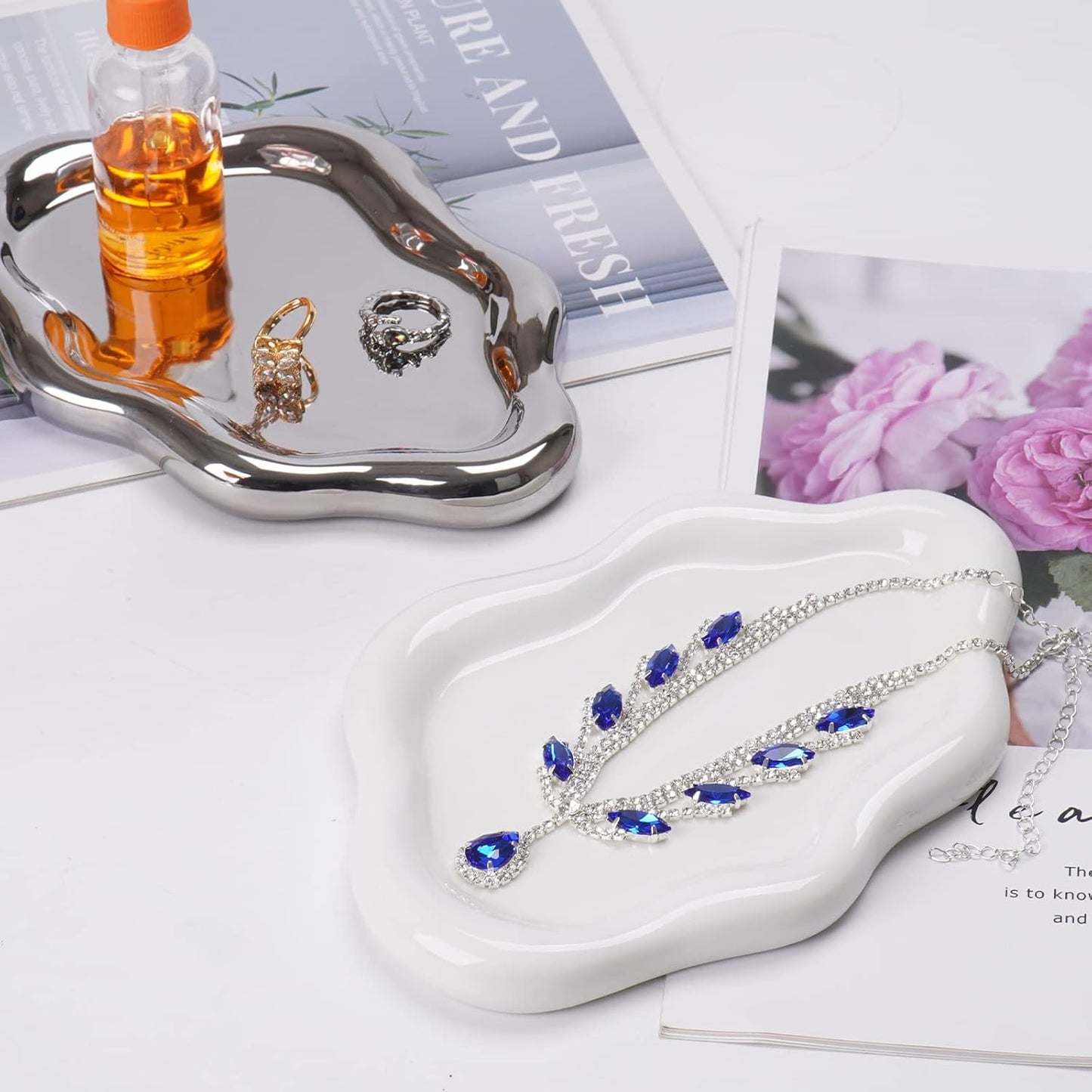 BIGPIPI Ceramic Jewelry Tray Dish for Ring Key Trinket, Cute Cloud Shape Decorative Jewelry Plate Holder for Women Gift (White),7.6 x 5 x 0.6