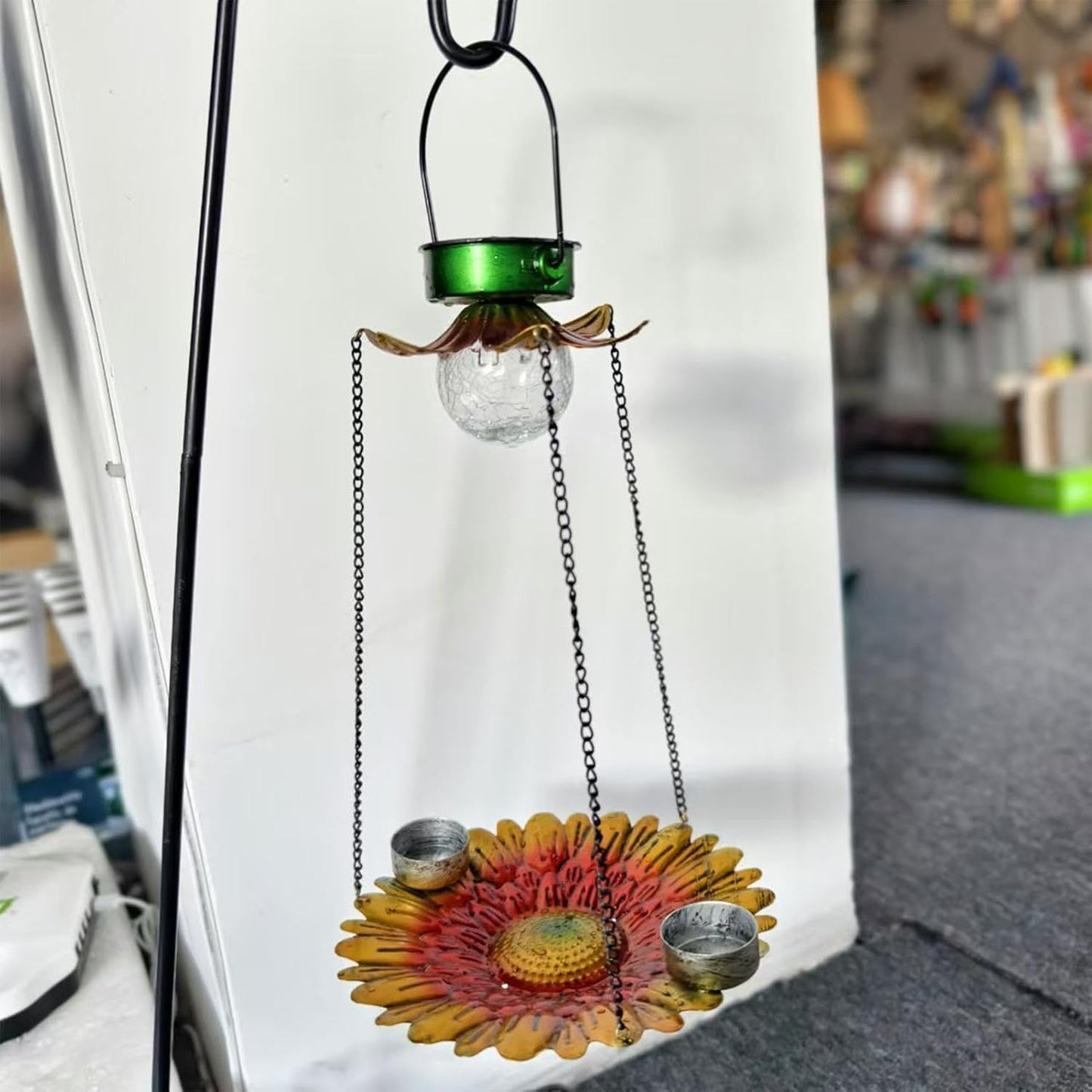 Mangiatoia per uccelli a energia solare, 2 in 1, in metallo, per esterni, decorazione da giardino, resistente alle intemperie, per bere e mangiare animali domestici