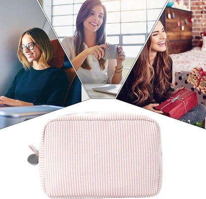 Travel Makeup Bag, Large Capacity Toiletry Bag, Polyester Portable Pouch, Durable Material, Secure Zipper, Lightweight Design, Water Resistant, Perfect for Gym, Beach, 8.66x5.91x3.54 inches