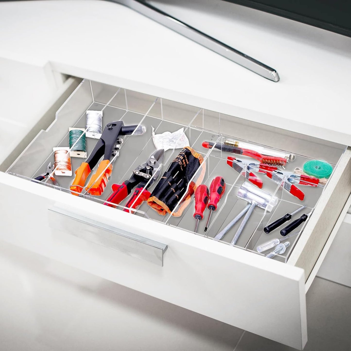 Fasmov Expandable Plastic In-Drawer Utensil Organizer Tray, Acrylic Adjustable Cutlery and Flatware Tray, Silverware Organizer Kitchen Drawer Organizer for Flatware and Utensils -9 Compartments