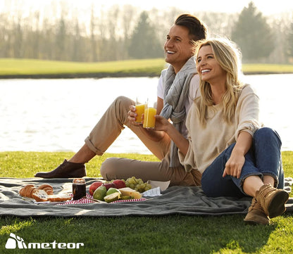 Meteor Picnic Mat Extra Large 210x140cm - Picnic Rug, Camping Mat, Picnic Blanket, Waterproof, Windproof, Quilted Fleece Outdoor Mat for Camping, Beach, Travel, Stadium & Pets