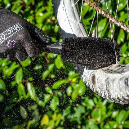 Muc-Off Bike Care Essentials Kit - Bike Cleaning Kit, Cleaning Bundle for MTB/Road/Gravel Bikes - Set Includes Bike Cleaner and Bike Protect, Black