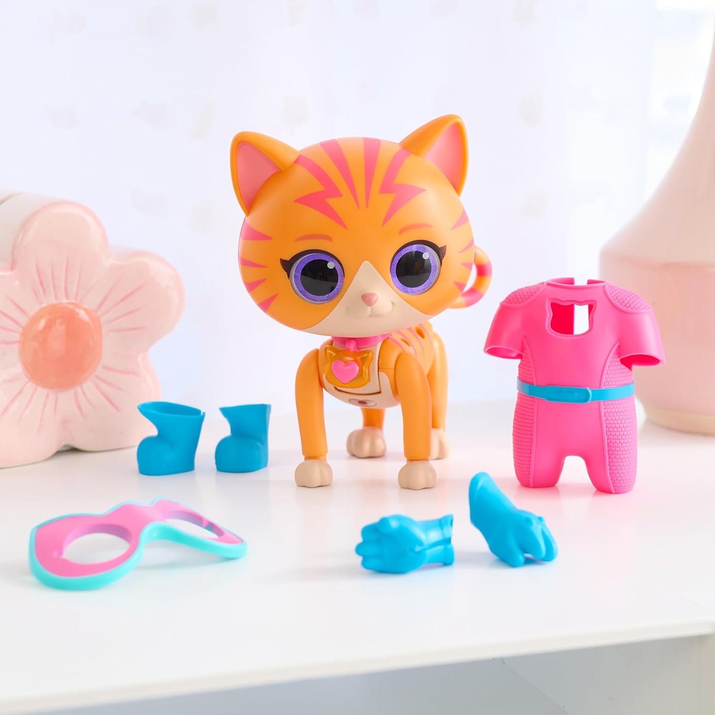 Just Play Disney Junior SuperKitties Cat-Tastic Transforming Ginny, Kids Toys for Ages 3 Up by